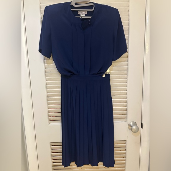 Vintage Navy Blouse & Skirt Set - Picture 6 of 6